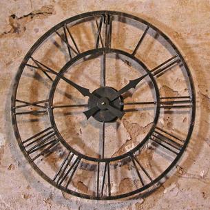 Vintage Style Outdoor Clock