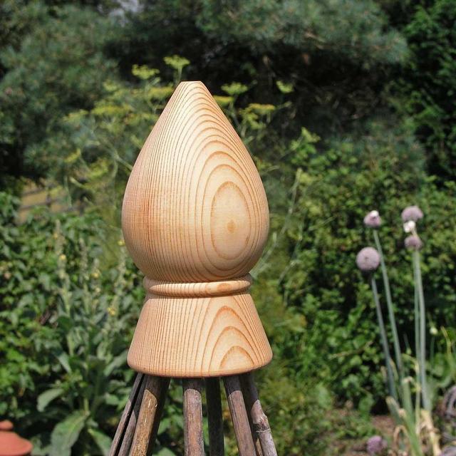 Wooden Garden Finial — The Worm that Turned REVITALISING