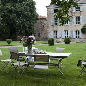 Romane Rectangular Tables